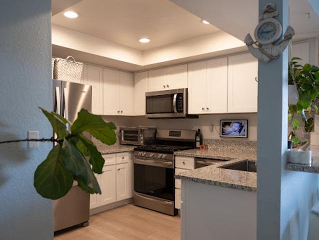 Apartment for sale in Long Beach, California