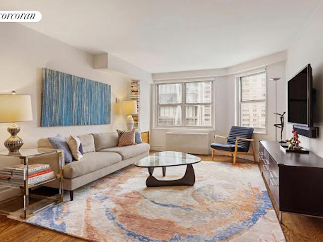 Apartment for sale in Arverne, New York