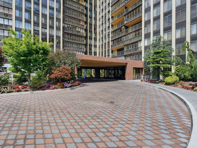 Apartment for sale in Cliffside Park, New Jersey