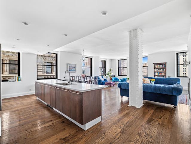 Apartment for sale in Arverne, New York