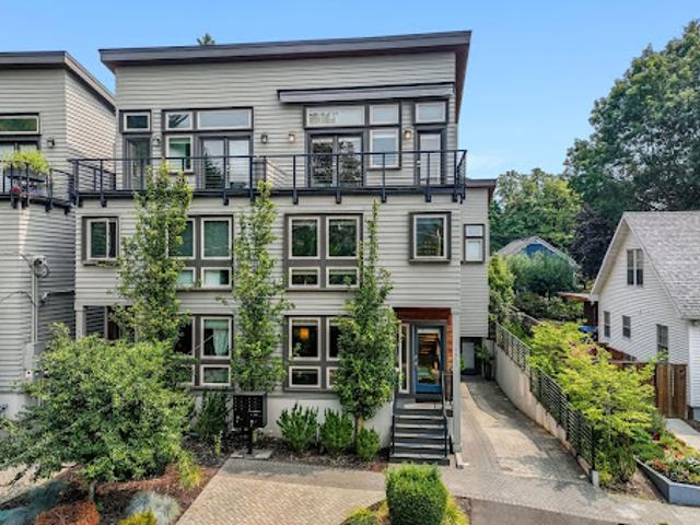 Apartment for sale in Oregonia