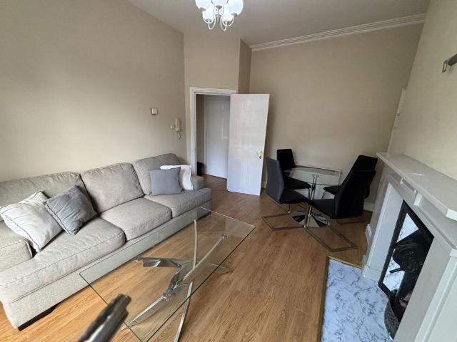 Apartment to rent in Bluebell, North Tipperary