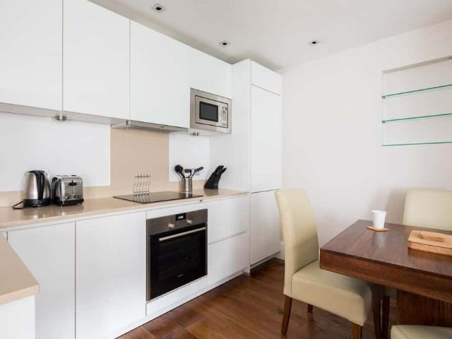 Apartment for rent in Saint Pancras, Greater London