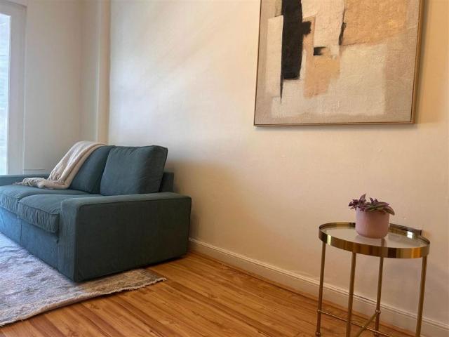 Apartment to rent in Loch Garman, North Tipperary