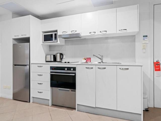 Apartment for sale in Adelaide, Adelaide City Council