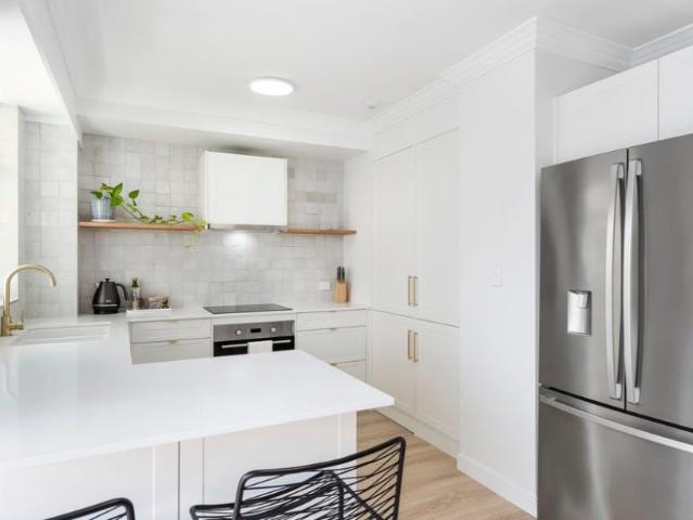 Apartment for sale in Broadbeach, Gold Coast City