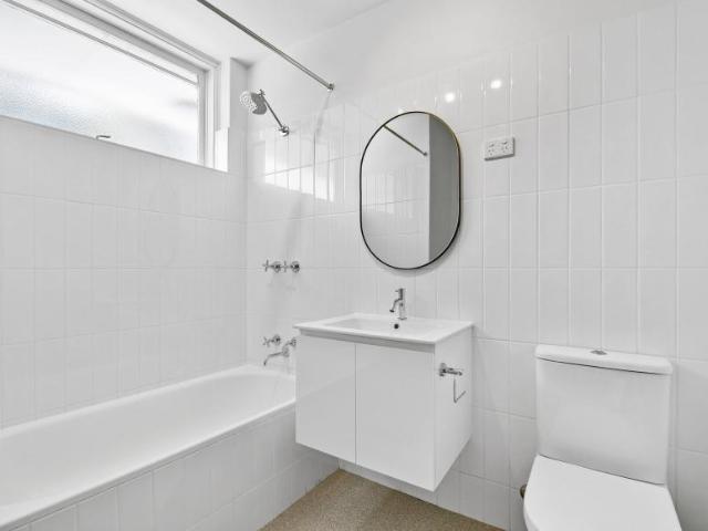 Apartment for rent in Brunswick West, Melbourne