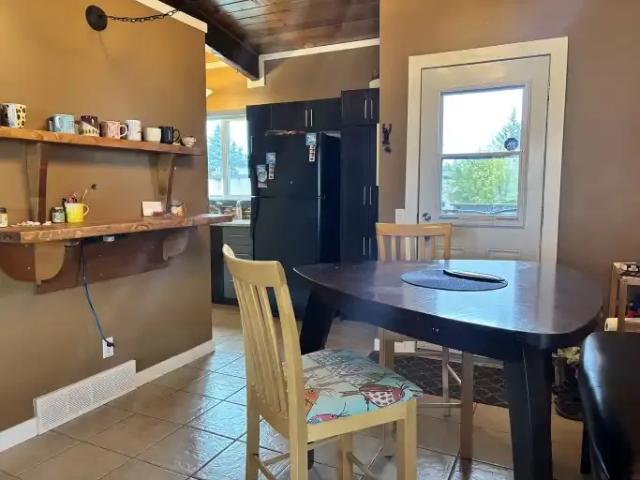 Apartment for rent in Oakridge, Calgary