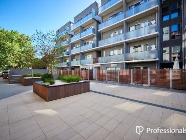 Apartment for sale in Caulfield East, Melbourne