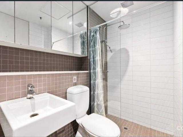 Apartment for sale in Docklands, Melbourne