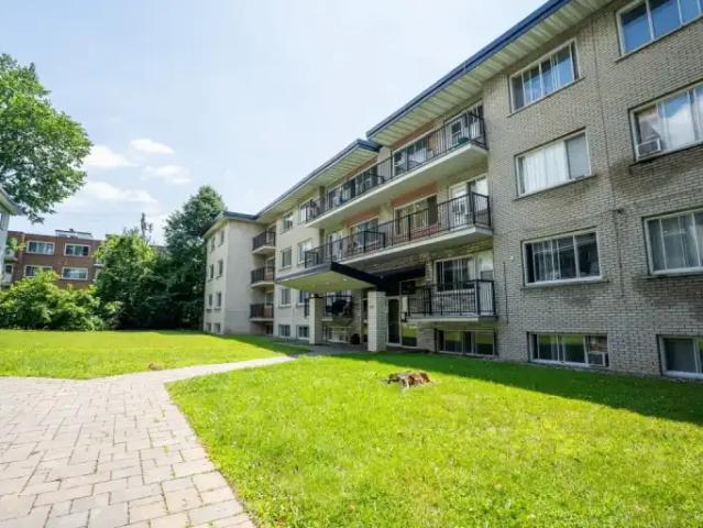 Apartment for rent in Dorval, Quebec