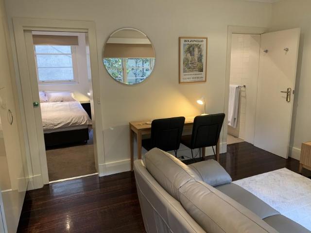 Apartment for sale in Jolimont, Melbourne