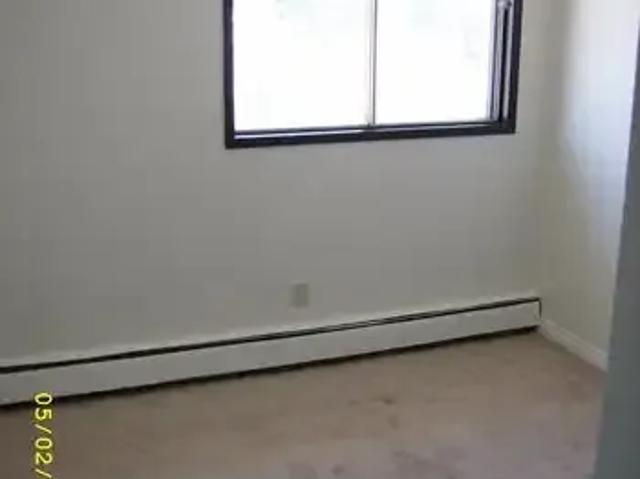 Apartment for rent in Wedgewood, Alberta