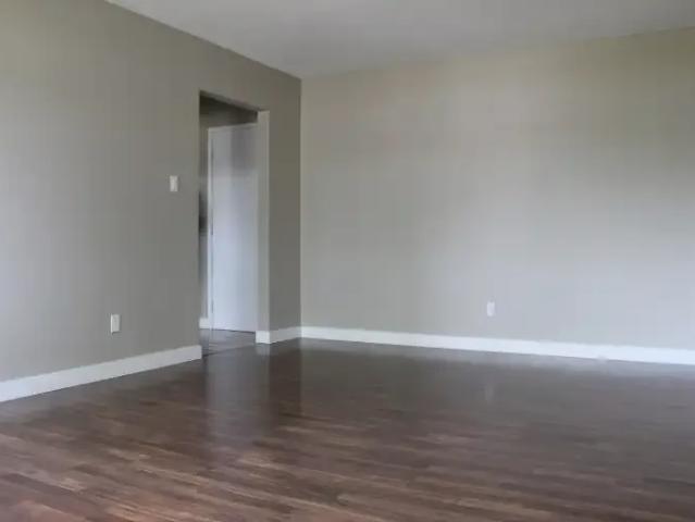 Apartment for rent in Wedgewood, Alberta