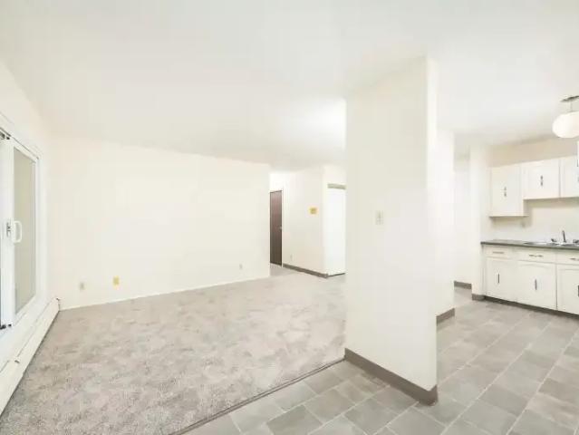 Apartment for rent in Wedgewood, Alberta