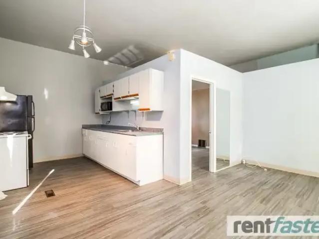 Apartment for rent in Wedgewood, Alberta