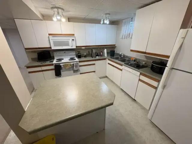 Apartment for rent in Wedgewood, Alberta