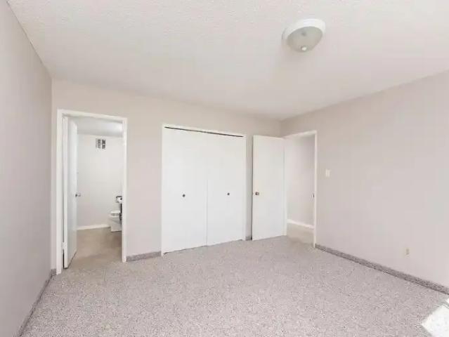 Apartment for rent in Wedgewood, Alberta