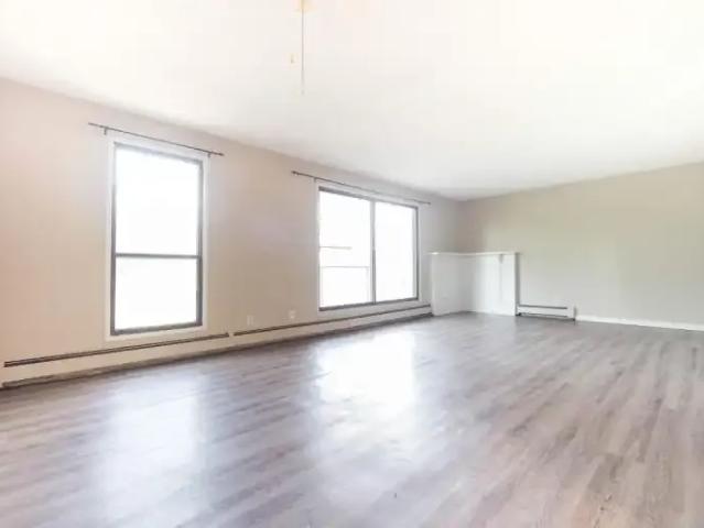 Apartment for rent in Wedgewood, Alberta