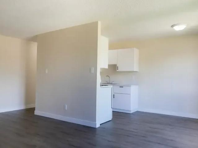 Apartment for rent in Wedgewood, Alberta