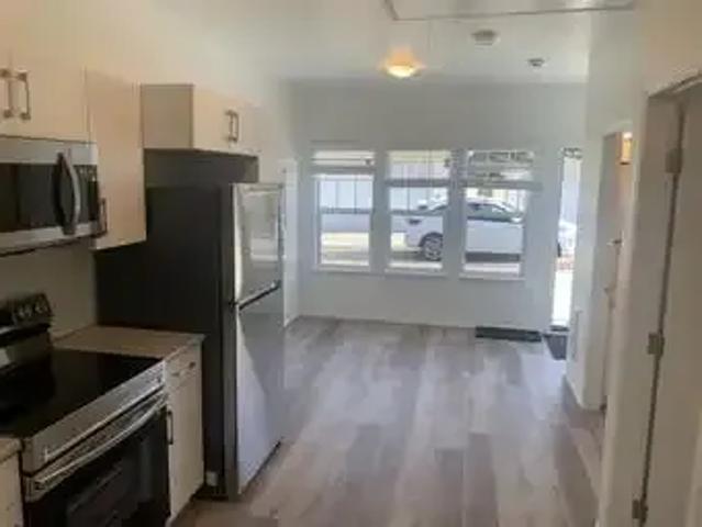 Apartment for rent in Wedgewood, Alberta