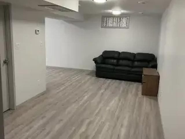 Apartment for rent in Wedgewood, Alberta