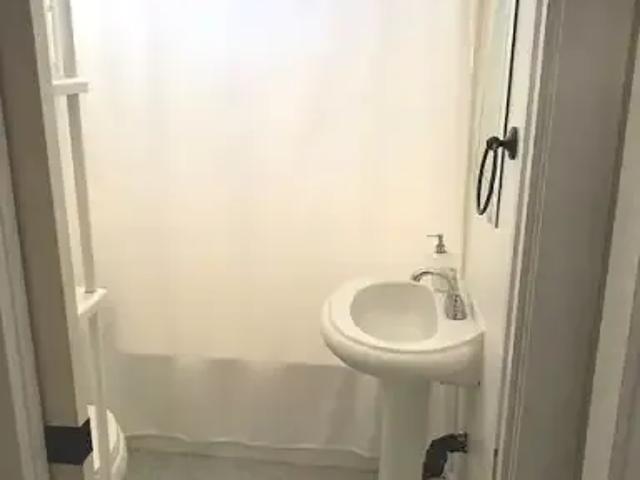 Apartment for rent in Wedgewood, Alberta