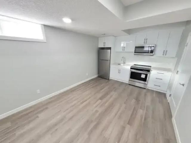 Apartment for rent in Wedgewood, Alberta