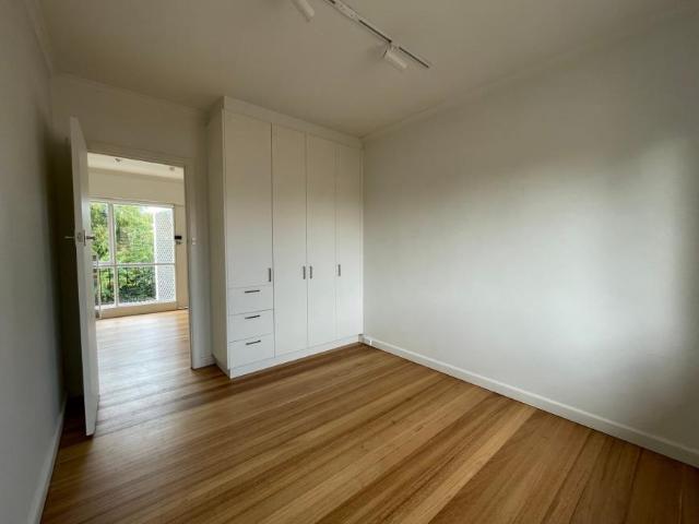 Apartment for rent in Elsternwick, Melbourne