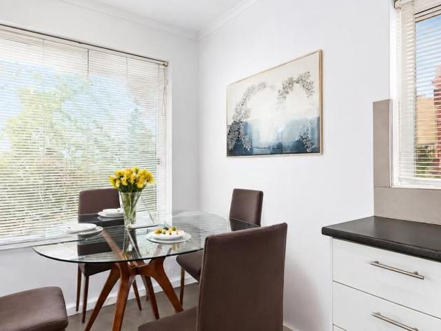 Apartment for rent in Elsternwick, Melbourne