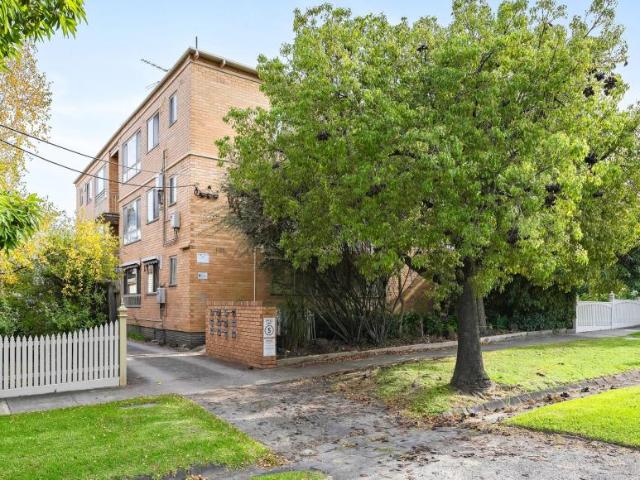 Apartment for rent in Camerons Creek, Victoria