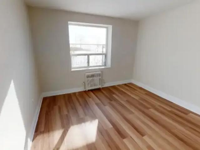 Apartment for rent in Etobicoke—Lakeshore, Toronto