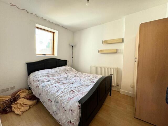 Apartment for rent in Finchley, Church End