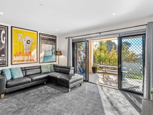 Apartment for sale in Frankston South, Melbourne