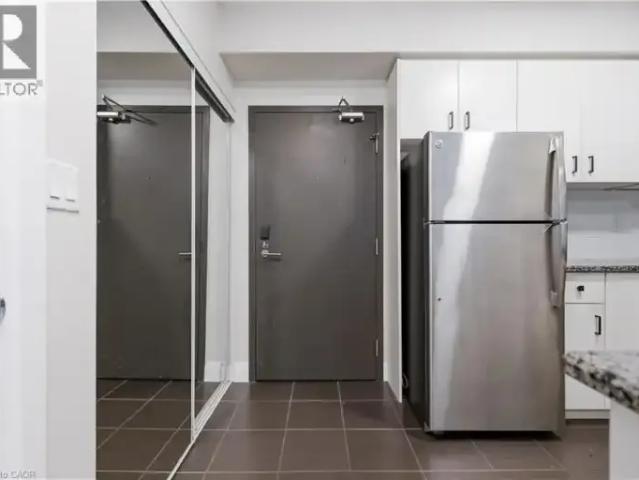 Apartment for rent in Guelph Downtown Neighbourhood Association, Guelph