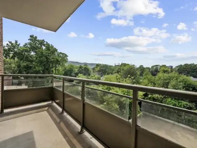 Apartment for rent in Ancaster, Ontario