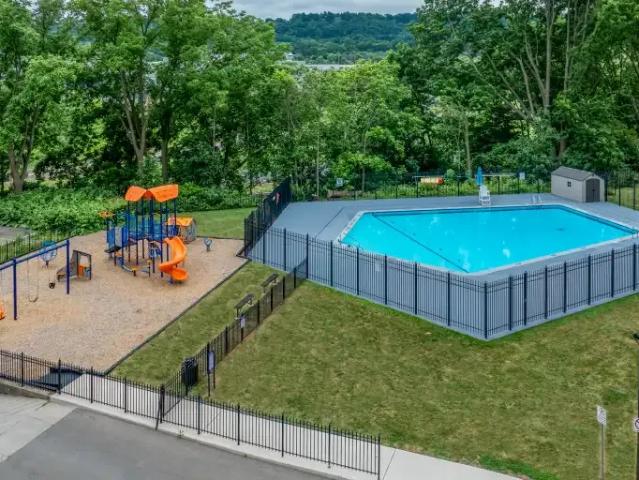 Apartment for rent in Ancaster, Ontario