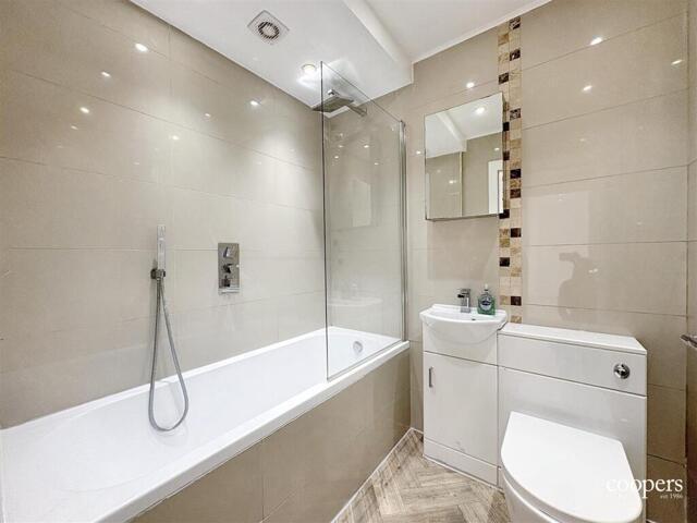 Apartment for rent in Hillingdon, Eastcote