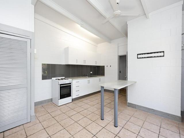Apartment for rent in Holloways Beach, Cairns Regional