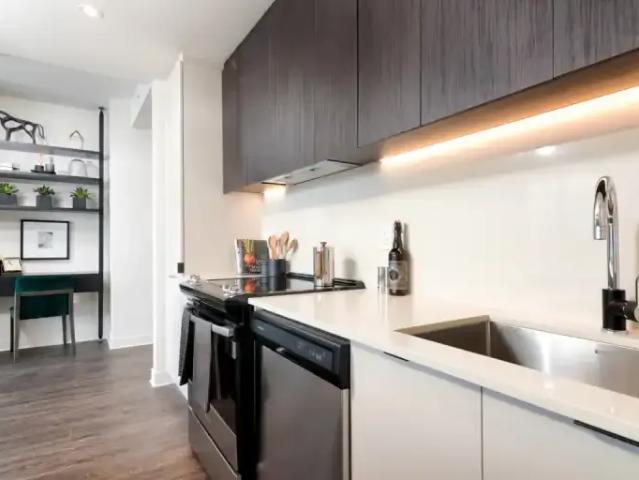 Apartment for rent in Chomedey, Quebec