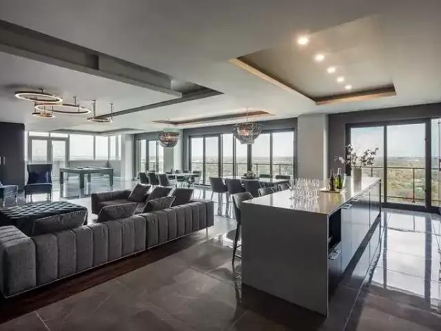 Apartment for rent in Laval-des-rapides, Quebec