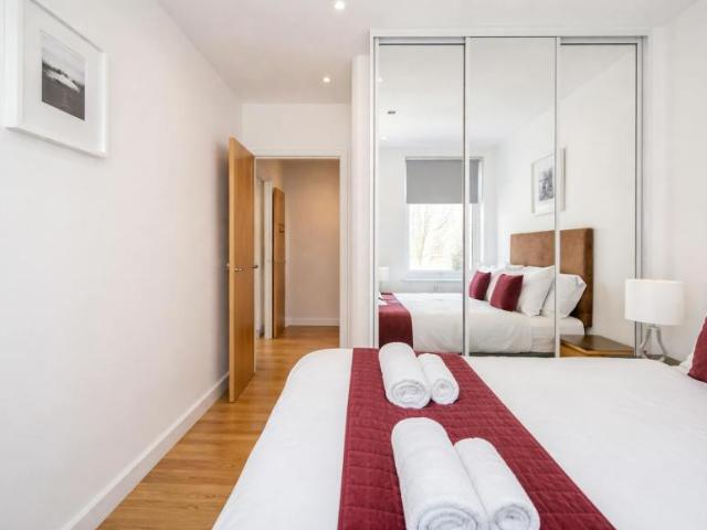 Apartment for rent in Pachesham Park, Surrey