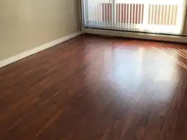 Apartment for rent in Winston Churchill, Lethbridge