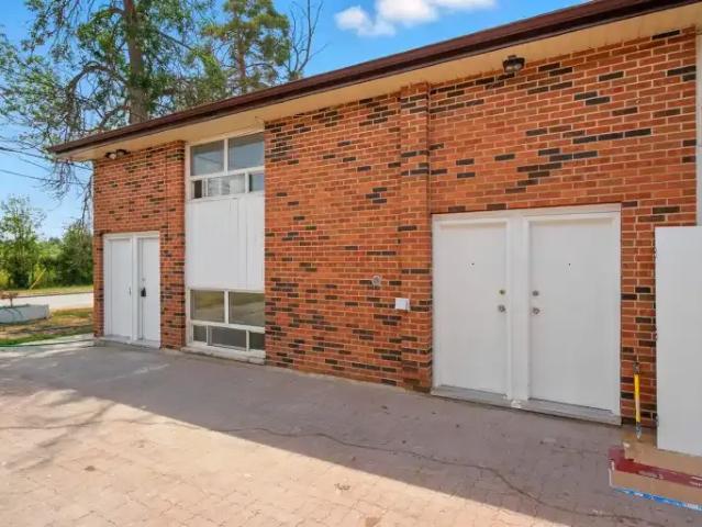 Apartment for rent in Kawartha Lakes, Ontario