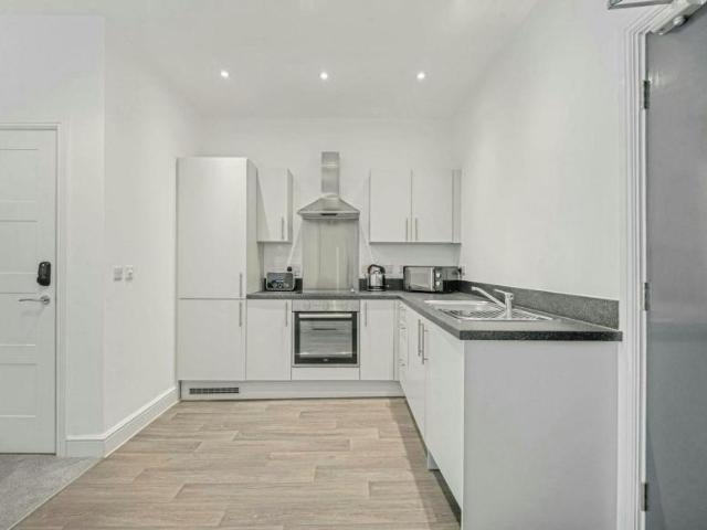 Apartment for rent in Cavern Quarter, Calderstones