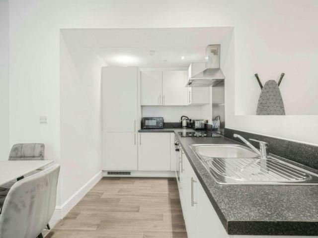 Apartment for rent in Cavern Quarter, Calderstones