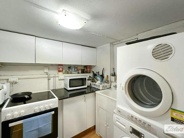 Apartment for rent in Middle Cove, Willoughby City Council