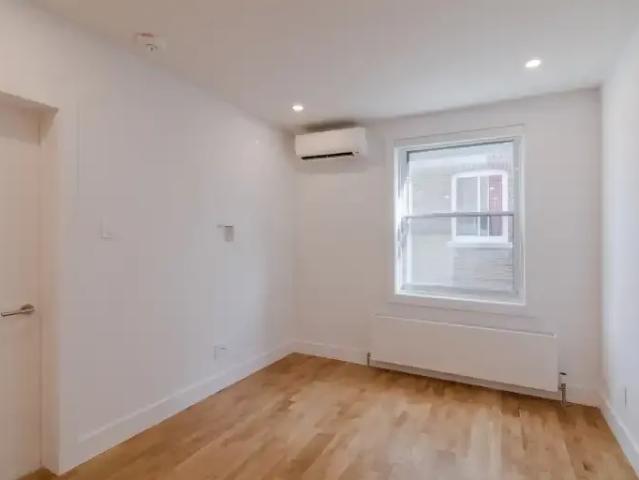 Apartment for rent in St. Leonard's, Quebec