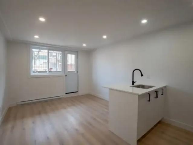 Apartment for rent in St. Leonard's, Quebec