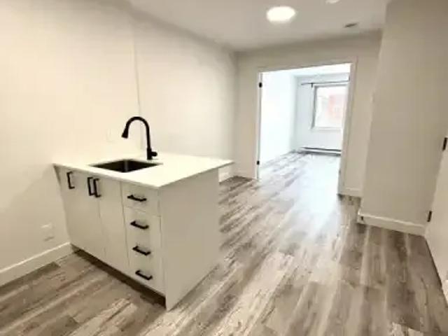 Apartment for rent in St. Leonard's, Quebec